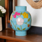 Lichtblauwe Glazen Vaas met Gekleurde Bloemen - 27 cm | Colmore - Afbeelding 2